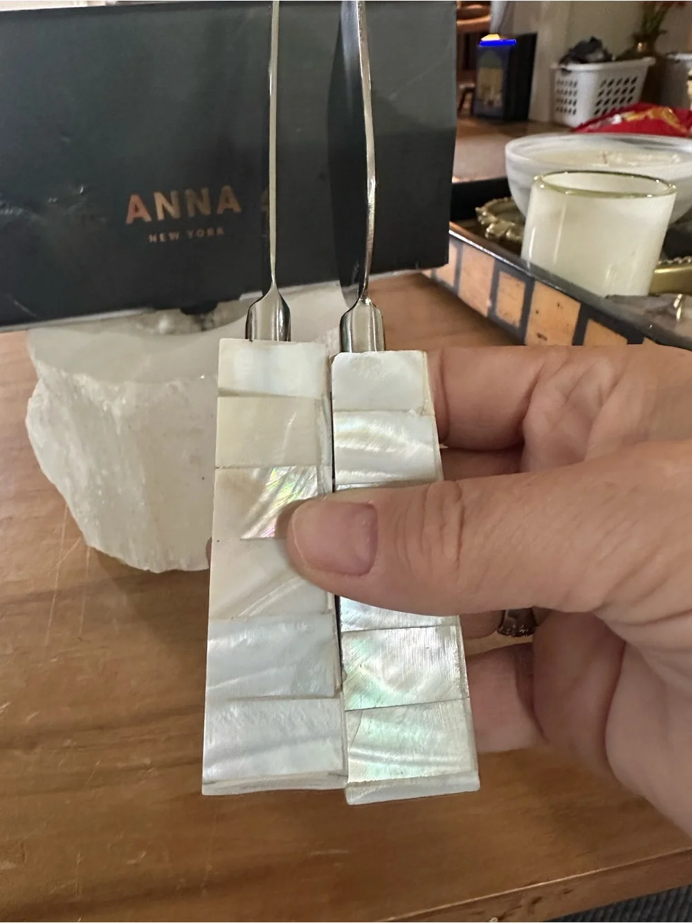 ANNA New York Mother of Pearl Cheese Knives Set new White Handles box